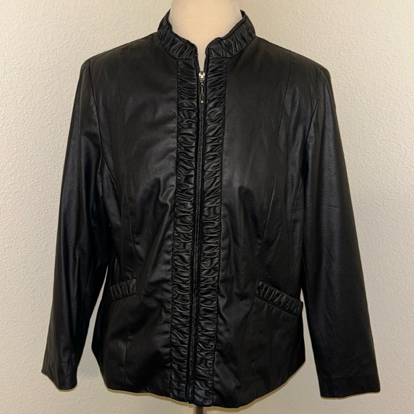 TanJay Petites Fun Black Faux Leather Lined Jacket 8P or 10P See measurements - Picture 1 of 4